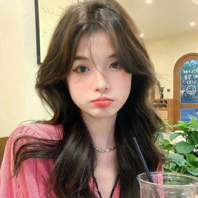驼背人与舞女